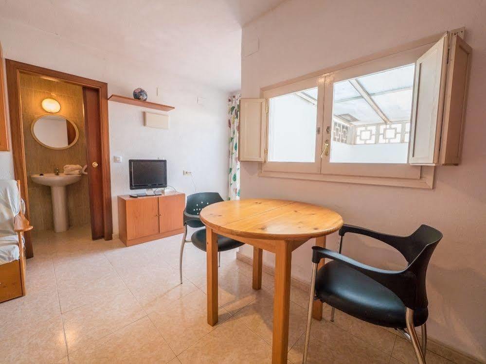 Agi Peater Center Apartment Roses Ngoại thất bức ảnh